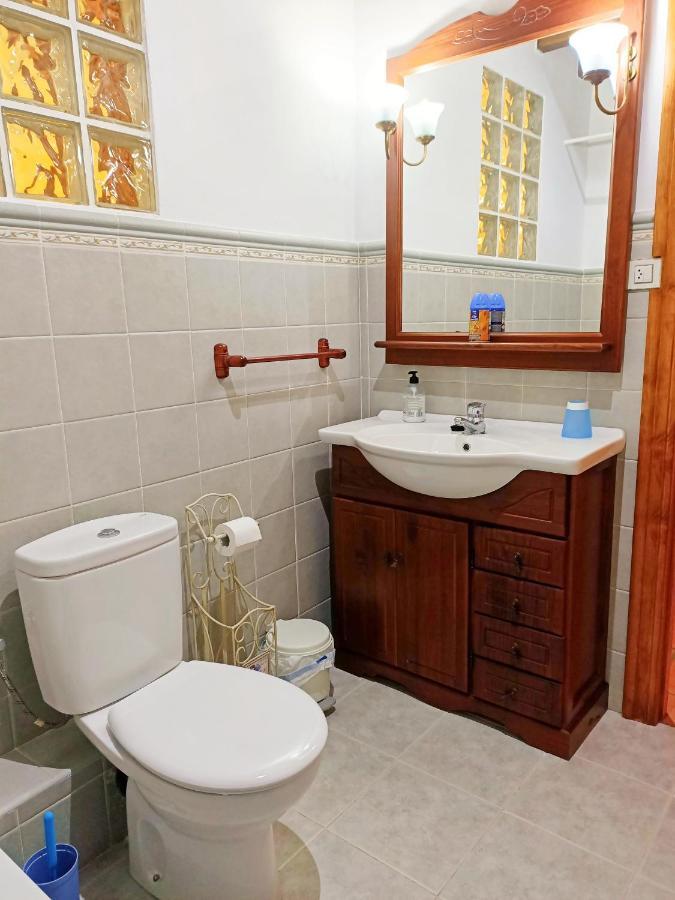 Apartamentos La Buganvilla Novales Εξωτερικό φωτογραφία