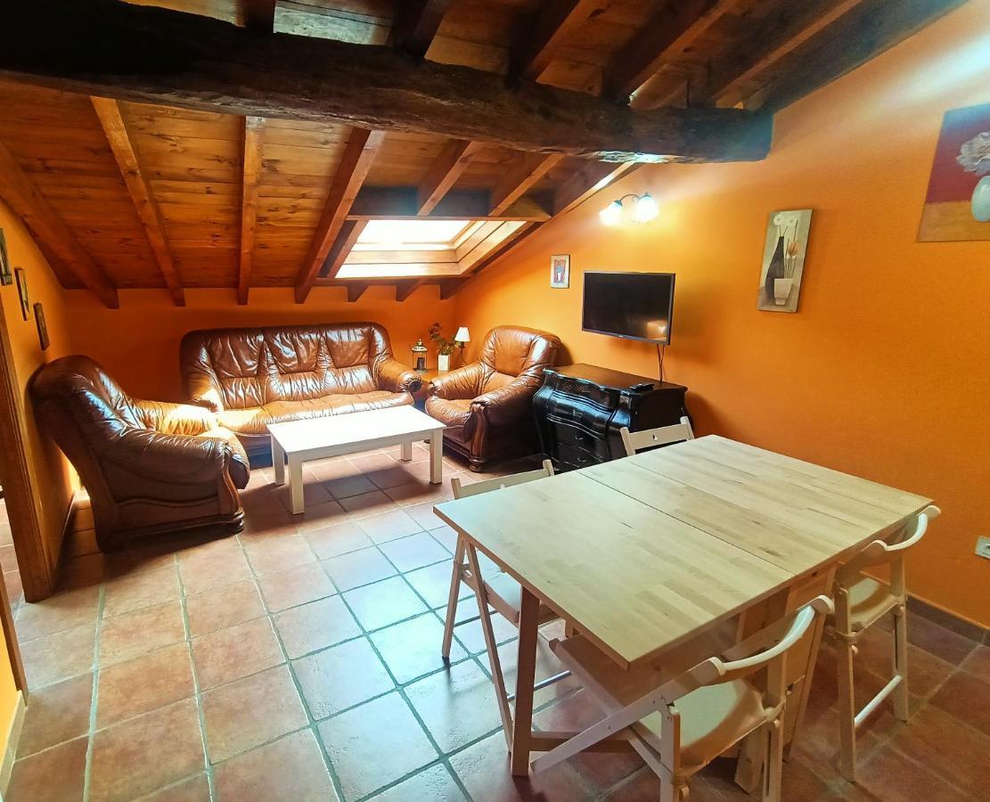 Apartamentos La Buganvilla Novales Εξωτερικό φωτογραφία